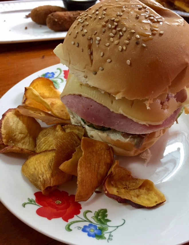 Media Noche Media Noche